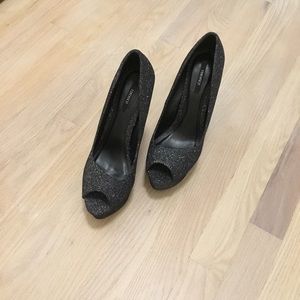 Flashy open toe heals